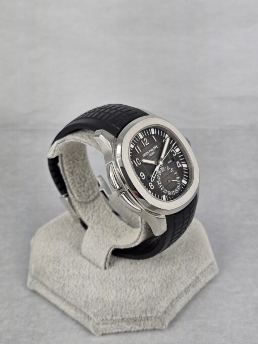 Patek Philippe Aquanaut Travel Time BLACK DIAL 5164A-001 - Image 2