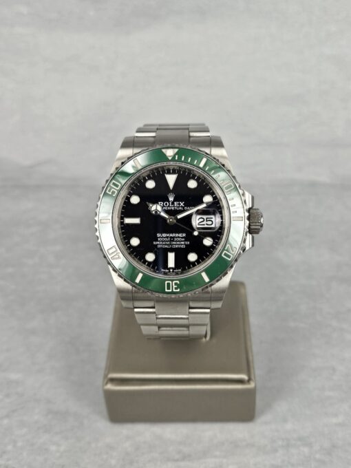 ROLEX SUBMARINER 126610LV