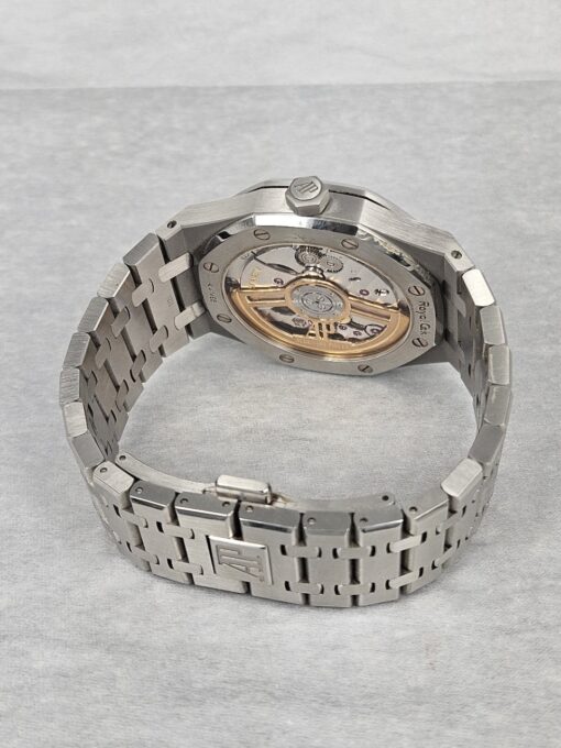 AUDEMARS PIGUET ROYAL OAK, STAINLESS STEEL, BLACK DIAL 15500ST - Image 6