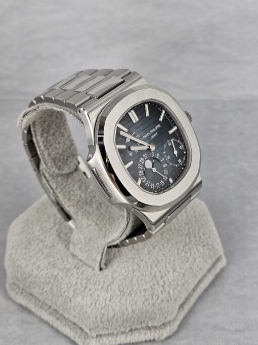 Patek Philippe Nautilus STAINLESS STEEL 5712/1A-001 NEW BUCKLE - Image 2