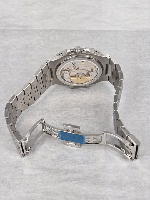 Patek Philippe Nautilus STAINLESS STEEL 5712/1A-001 NEW BUCKLE - Image 6