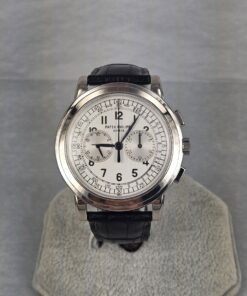 Patek Philippe Chronograph WHITE GOLD SILVER DIAL 5070G