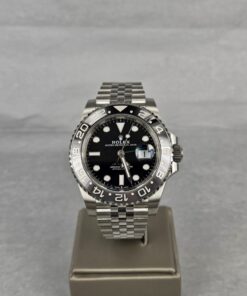 Rolex GMT MASTER II 126710GRNR JUBILEE