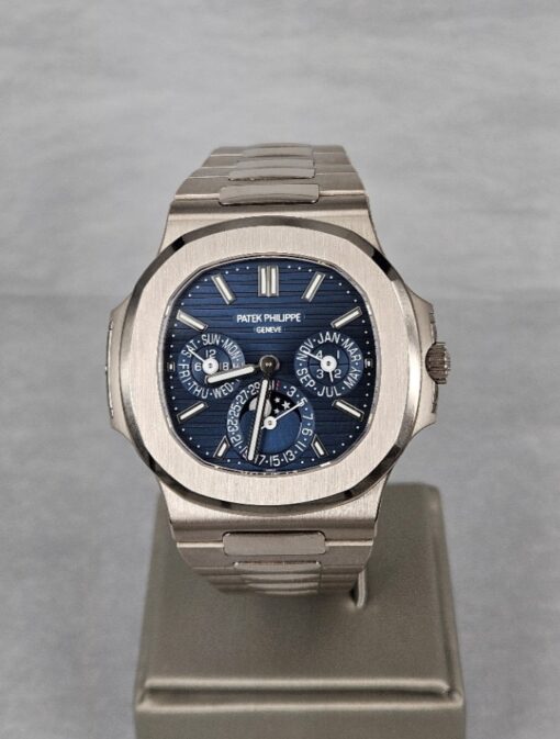 PATEK PHILIPPE NAUTILUS PERPETUAL CALENDAR WHITE GOLD BLUE DIAL 5740/1G-001 - immagine 2
