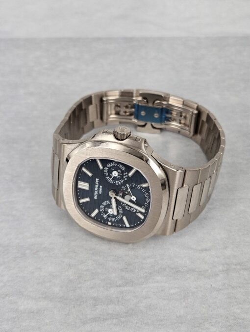 PATEK PHILIPPE NAUTILUS PERPETUAL CALENDAR WHITE GOLD BLUE DIAL 5740/1G-001 - immagine 6