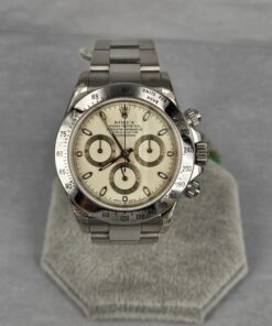 Rolex DAYTONA CREAM/PANNA DIAL, FULL STICKERS NOS 116520 SER.P60XXXX